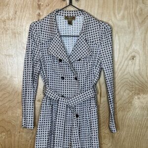 Peck and Peck Weekend Black and White Patterned Trench Coat Medium H4002